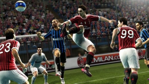 Pro Evolution Soccer 2013 v1.03 (2012/Rus/Eng/PC) Repack 